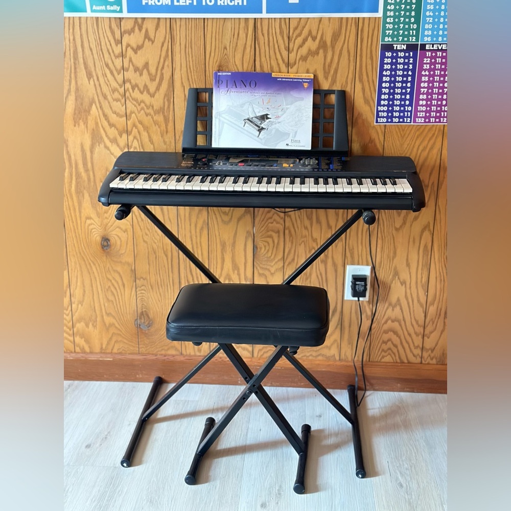 Yamaha PSR -195  portable Keyboard Piano